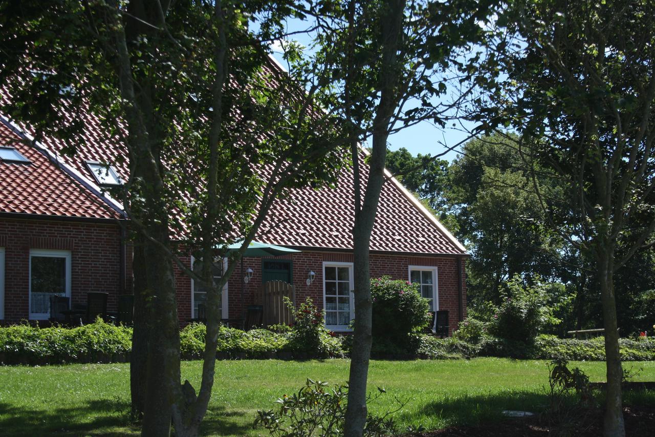 Gulfhof Greetsiel Apartment Exterior photo